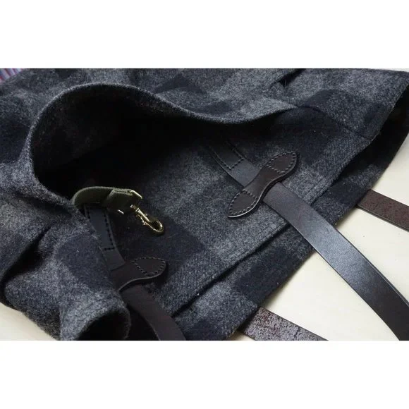 Filson Gray Black Wool Leather Strap Mackinaw Tote Bag - Picture 3 of 4